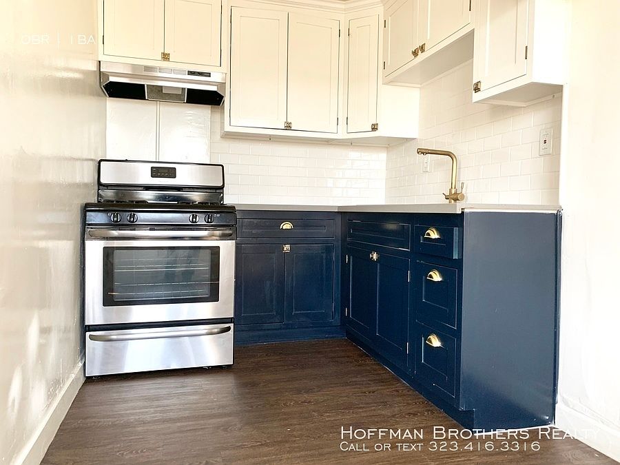 1st image of 758 S Ardmore Ave #104A