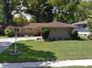 112 Exmore Dr, Springfield, IL 62704