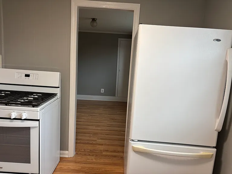 337 Village St #3 — Photo 4