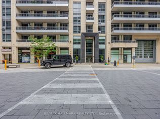 9205 Yonge St #1702, Richmond Hill, ON L4C 1V5
