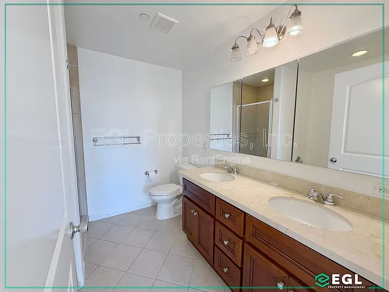 1521 S Hayworth Ave #102 — Photo 12