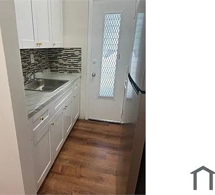 930 NE 133rd St #14 — Photo 1