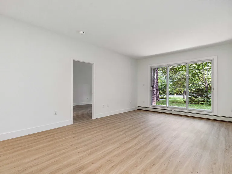 11 Horizon Ct #214 — Photo 7