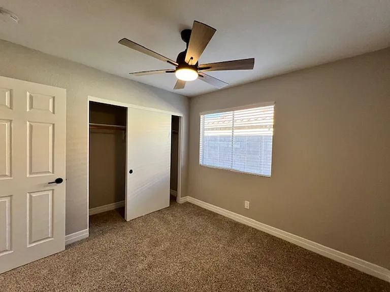 2526 Wolverton Ave — Photo 13