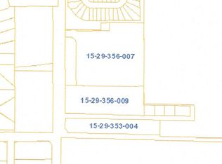 1815 N Towanda Barnes Rd, Bloomington, IL 61705