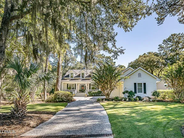 1710 Longfield Dr, Saint Helena Island, SC 29920