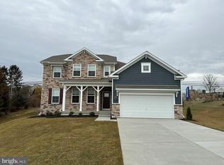 698 Stonegate Rd, Westminster, MD 21157