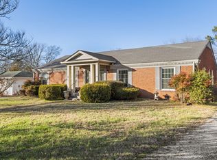 1102 Hiwassee Dr, Columbia, TN 38401