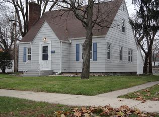 8836 Cottage Grove Ave, Highland, IN 46322