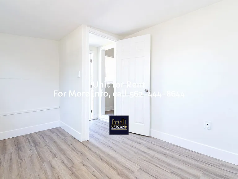 801 S Birch St #A — Photo 10