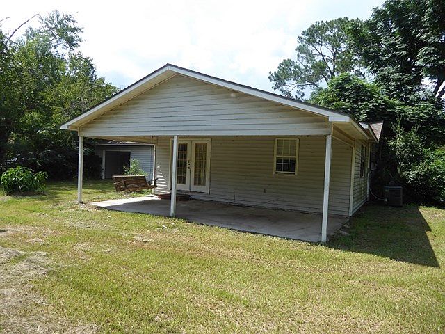 2nd image of 897 Empire Rd