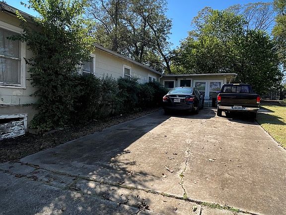 5th image of 2006 Maple Ave