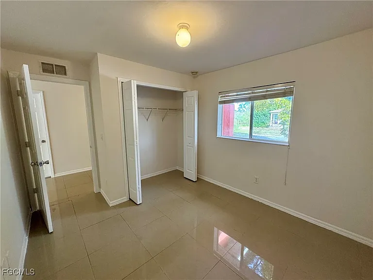 10743 Robinson St — Photo 7