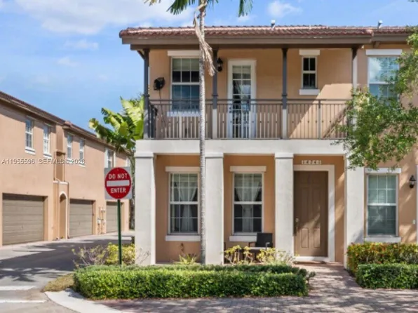 14602 SW 11th St #14602, Hollywood, FL 33027