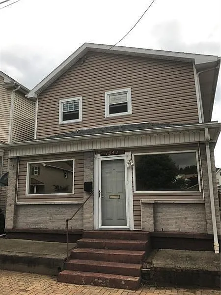 1343 Washington Ave photo 1