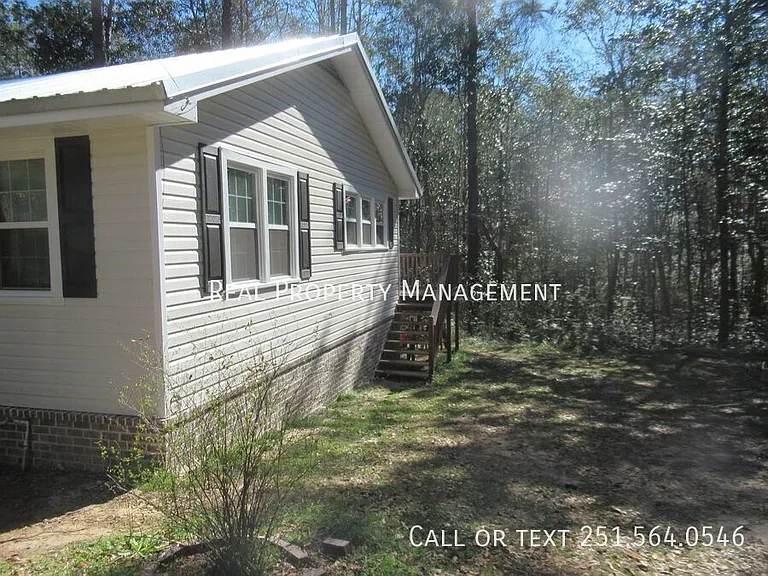 3412 Laverne Dr E — Photo 14