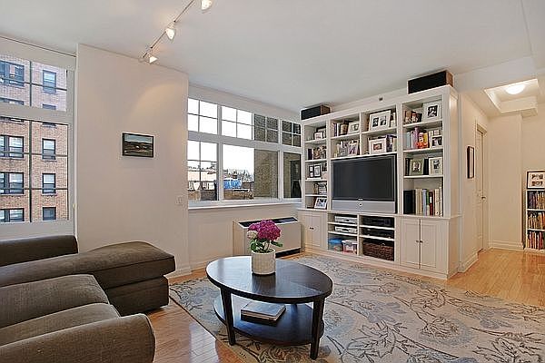 1st image of 272 W 107th St APT 5D