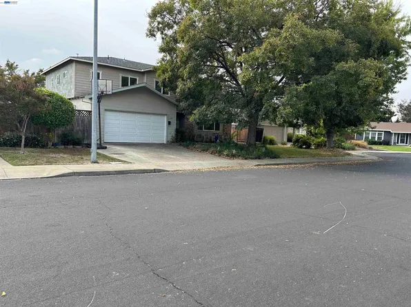 649 Jade Pl, Livermore, CA 94550