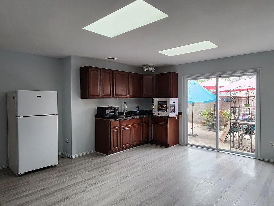 3421 Golden View Ter