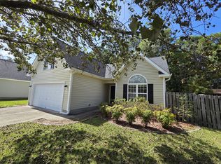 529 Maple Branches Dr, Leland, NC 28451