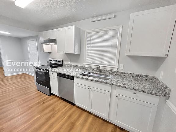 3rd image of 4505 Dover Castle Dr