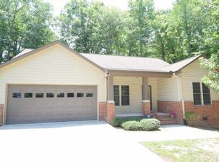908 Windrace Trl, Sanford, NC 27332