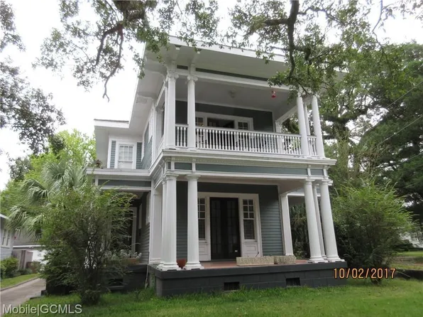 1574 Dauphin St, Mobile, AL 36604