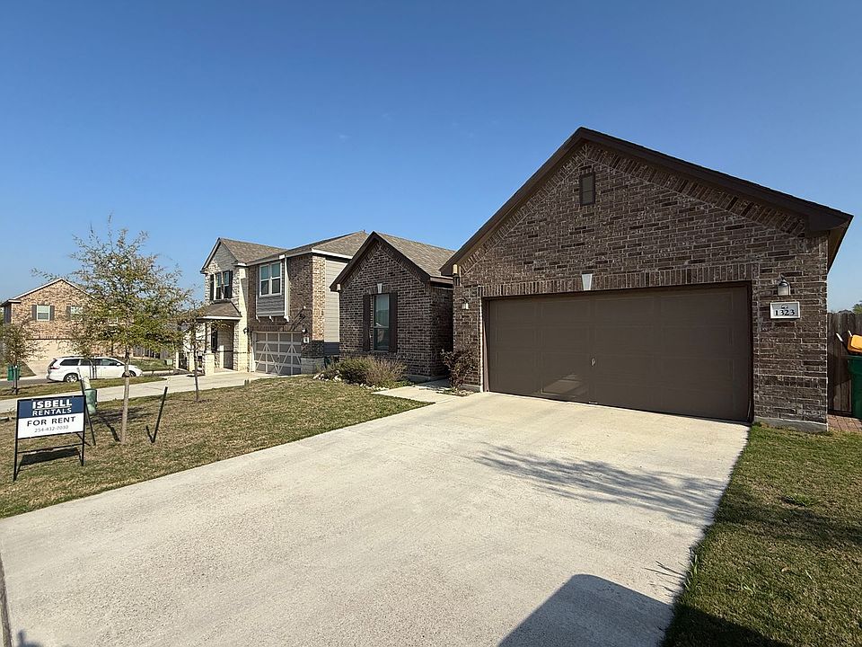 1st image of 1323 Daniel Dr