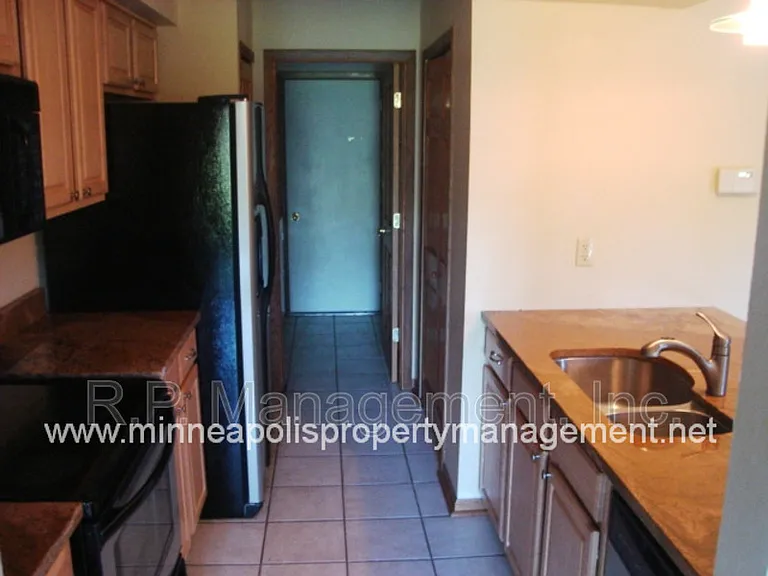 14345 Bedford Dr — Photo 3