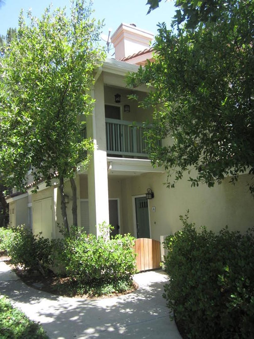5473 Spanish Oak Ln Unit A, Oak Park, CA 91377 | Zillow