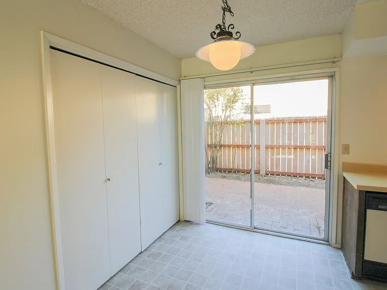 1338 Galleon Way #B — Photo 5