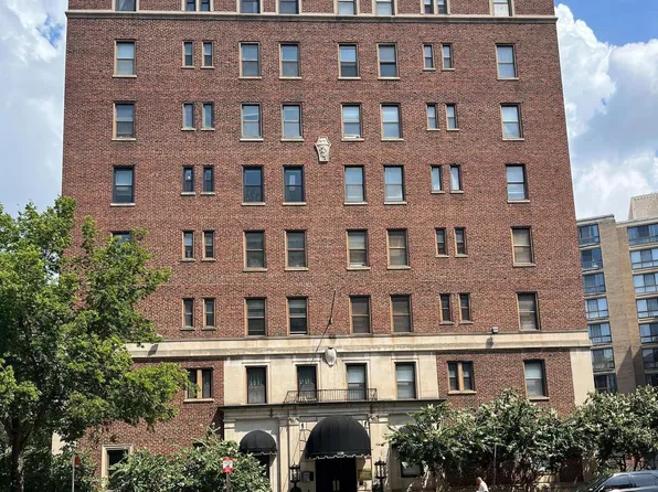 1133 13th St NW #402, Washington, DC 20005