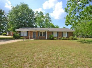 5773 Wares Ferry Rd, Montgomery, AL 36117