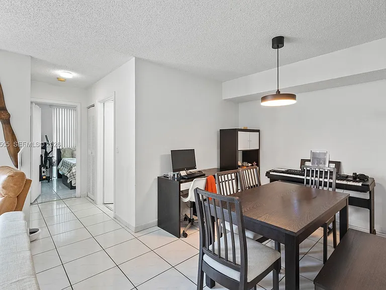 2075 SW 122nd Ave #226 — Photo 2