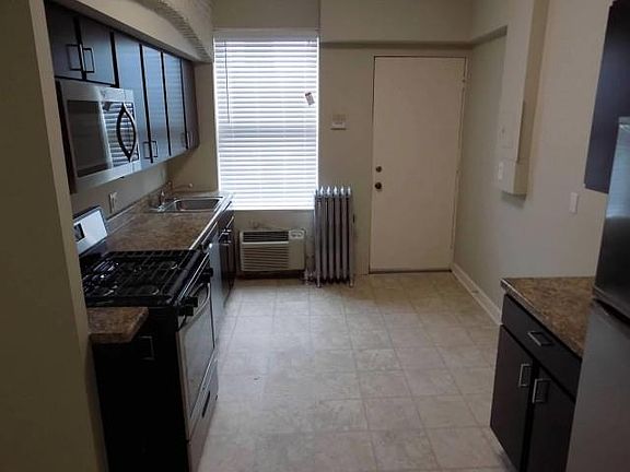 2nd image of 2849 N Orchard St #2858-2