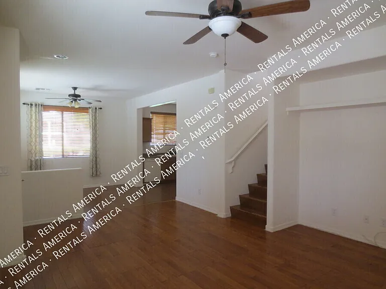 1670 E Elgin St — Photo 2