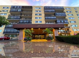 2185 Lemoine Ave APT 8M, Fort Lee, NJ 07024