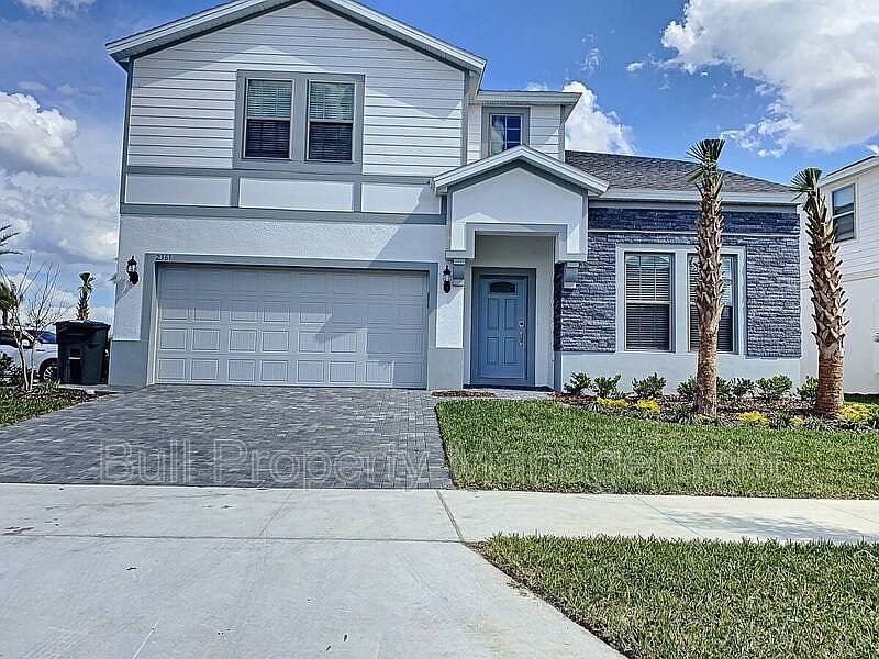 1st image of 2431 Luxor Dr
