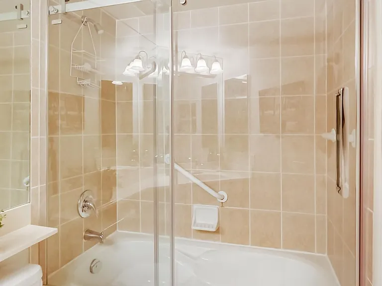 80 Harrison Garden Blvd #215 — Photo 12