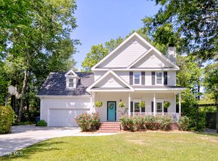 220 Derry Ct, Wilmington, NC 28411