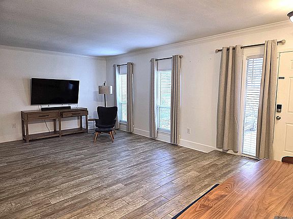 3rd image of 8155 Jefferson Hwy APT 206