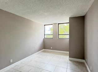 1950 N Congress Ave APT 301, West Palm Beach, FL 33401