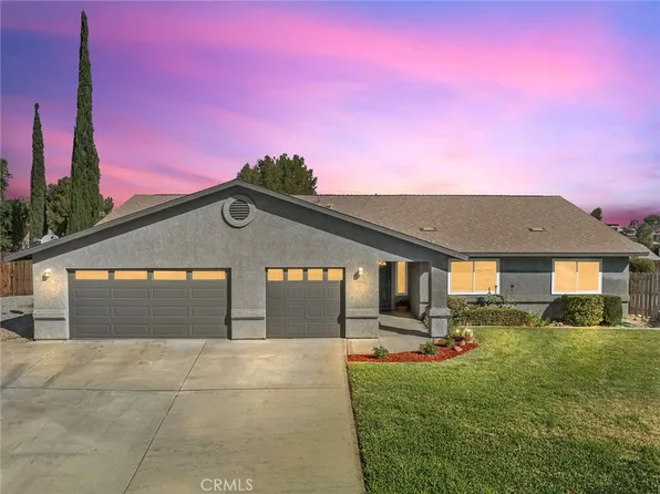 15850 Elcona Pl, Victorville, CA 92395