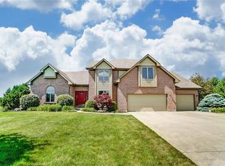5775 Swan Dr, Clayton, OH 45315