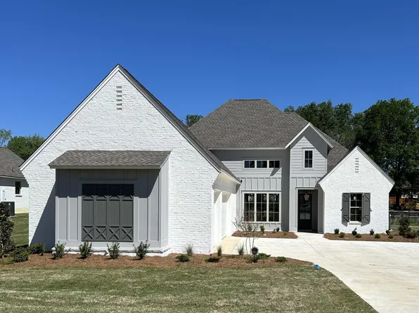 238 Kingswood Pl, Madison, MS 39110