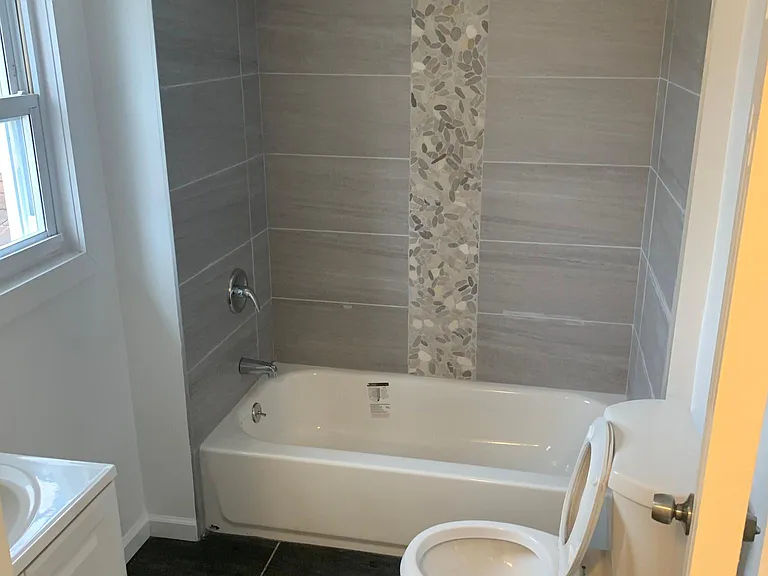 376 Lincoln Ave #1 — Photo 5