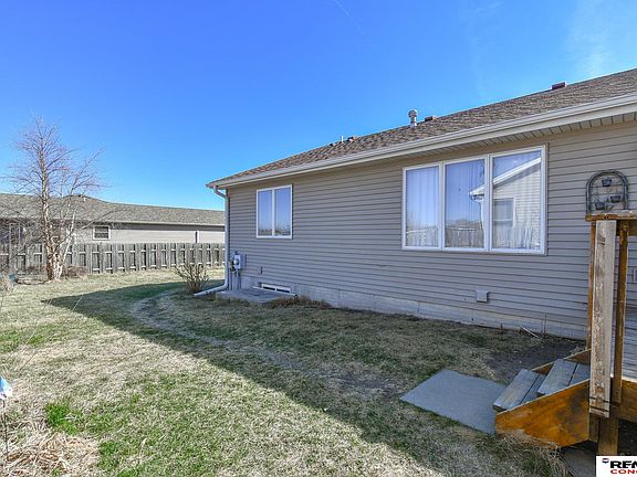 5th image of 2315 NW 45th St