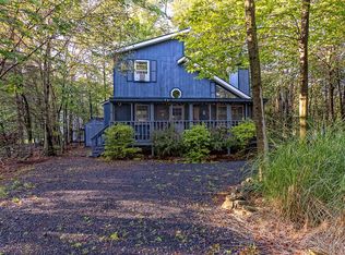 9275 Valley View Ct, Tobyhanna, PA