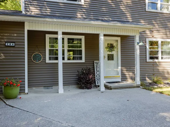 284 W Love Rd, Sanford, MI 48657