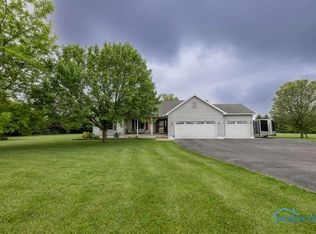 1033 Joseph Rd, Luckey, OH 43443